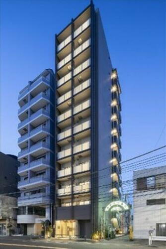 東京都文京区千駄木３丁目 築4年10ヶ月 11階建