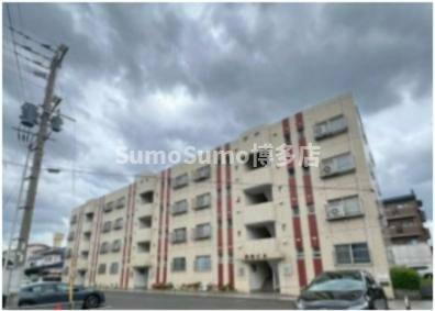 福岡県福岡市早良区荒江３丁目 4階建