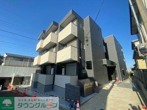 埼玉県さいたま市南区南浦和３丁目  3階建