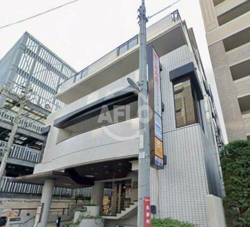 サンロイヤル池田駅前