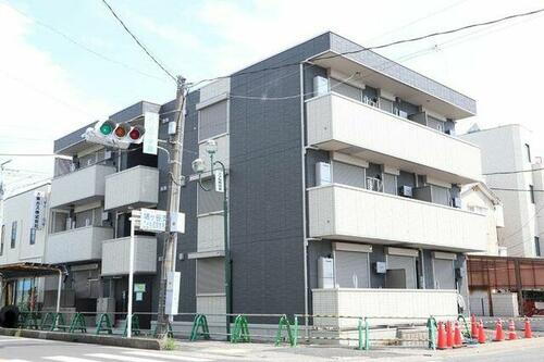 埼玉県川口市三ツ和１丁目 築1年5ヶ月 3階建