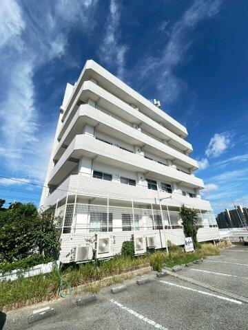 兵庫県神戸市垂水区名谷町字室山 築37年1ヶ月 6階建