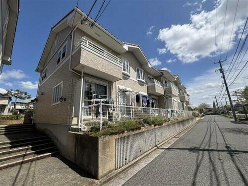 サンシャインビレッジＦ棟 2階建