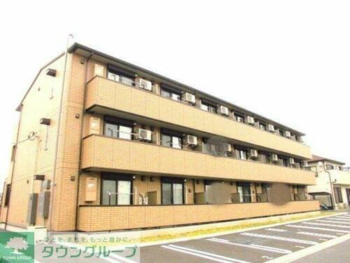 埼玉県八潮市大字上馬場 築10年10ヶ月 3階建