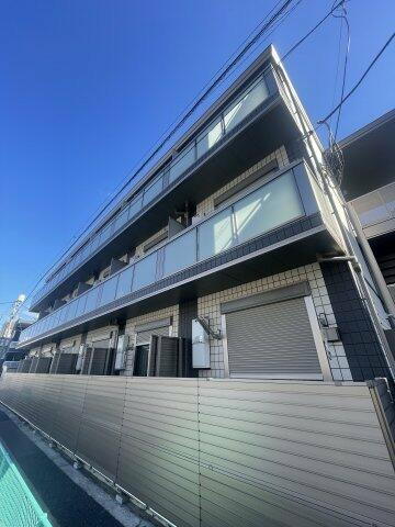 埼玉県川口市朝日１丁目 築3年11ヶ月 3階建