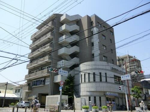 ラフレール 7階建