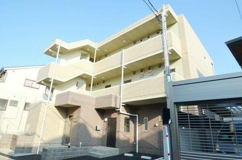 埼玉県さいたま市大宮区桜木町４丁目 築5年4ヶ月 3階建