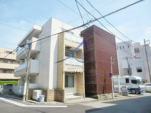 神奈川県川崎市川崎区渡田向町 築10年11ヶ月 3階建