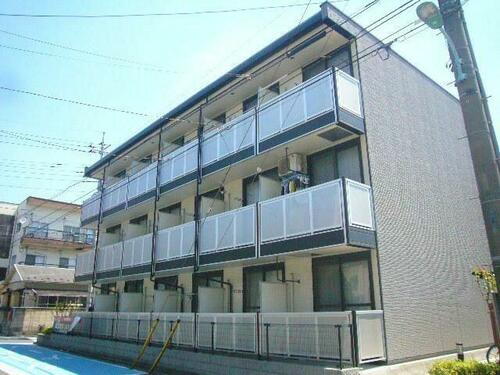 埼玉県川口市仲町 築17年10ヶ月 3階建