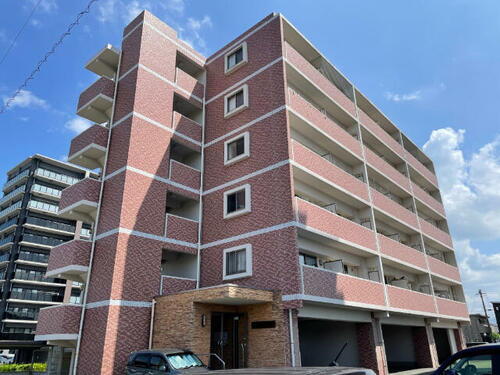 アンクレージュ・ＫＡＺ 6階建