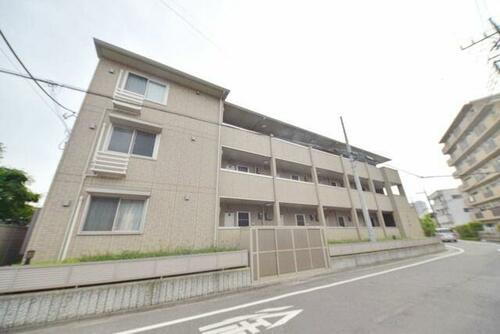 埼玉県越谷市東越谷２丁目 築17年4ヶ月 3階建