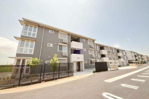 埼玉県越谷市レイクタウン６丁目 築8年8ヶ月 3階建