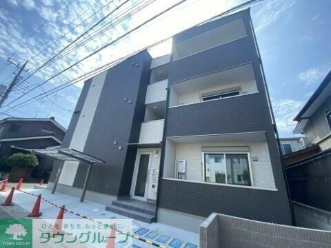 埼玉県春日部市上蛭田 築2年6ヶ月 3階建