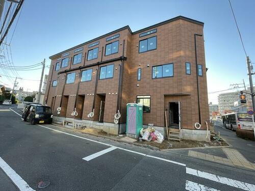 東京都多摩市鶴牧６丁目 賃貸アパート