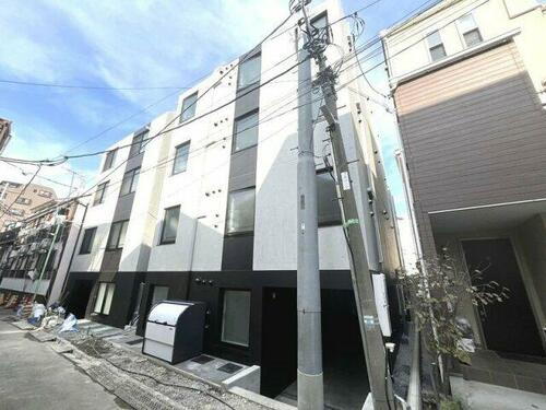 東京都荒川区南千住５丁目 4階建 築1年未満