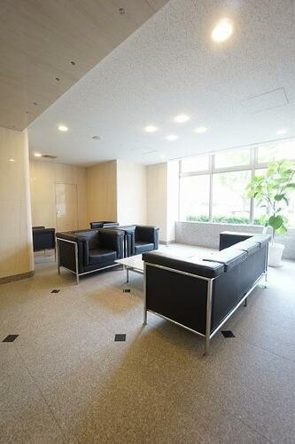 福岡県福岡市中央区大手門１丁目 賃貸マンション