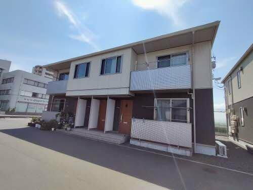 シャルムハイツ　Ａ棟 2階建
