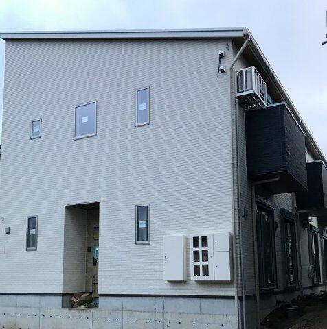 埼玉県さいたま市北区盆栽町  2階建