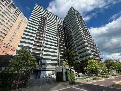 兵庫県神戸市中央区東川崎町１丁目 築10年10ヶ月 23階建