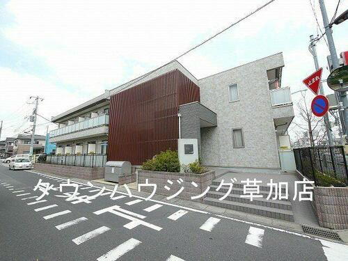 埼玉県草加市谷塚町 築15年9ヶ月 2階建