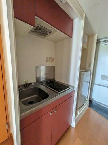 福岡県福岡市中央区輝国２丁目 賃貸アパート