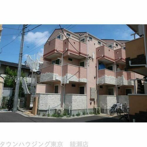 東京都足立区中央本町２丁目 築7年10ヶ月 3階建