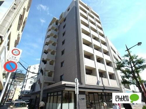 長崎県長崎市目覚町 9階建
