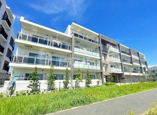 千葉県流山市おおたかの森東４丁目 築7年5ヶ月 4階建