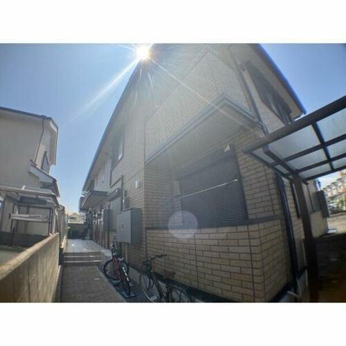 兵庫県明石市東野町 築9年6ヶ月 2階建