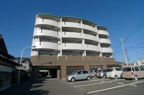 高知県高知市一宮西町３丁目 築20年11ヶ月 5階建