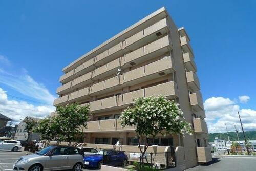 高知県高知市札場 賃貸マンション