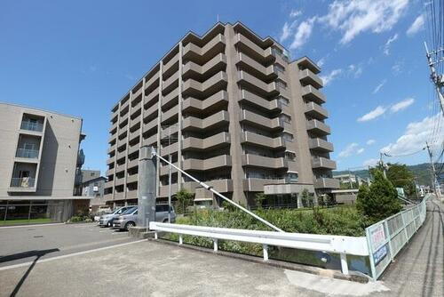 高知県高知市北本町４丁目 築22年2ヶ月 9階建