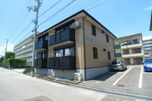 高知県高知市葛島４丁目 築23年12ヶ月 2階建