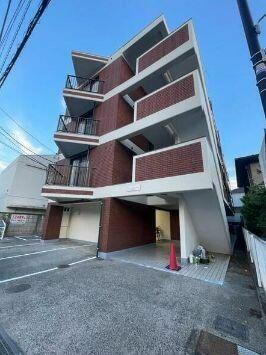 東京都昭島市美堀町４丁目 築37年11ヶ月 4階建