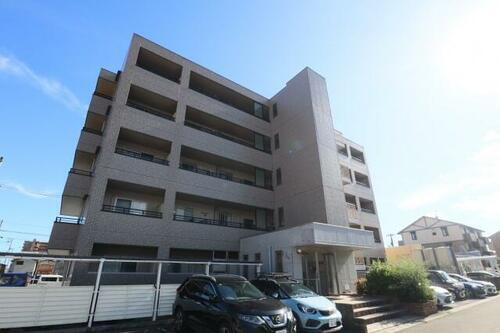 高知県高知市南川添 築20年12ヶ月 5階建