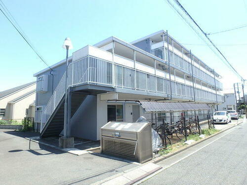 クラール日吉 3階建