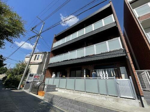 大阪府池田市井口堂１丁目 3階建 築6年11ヶ月