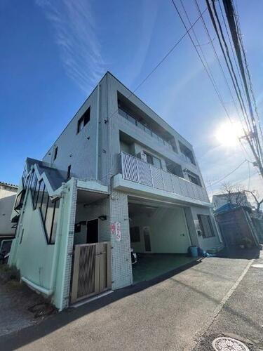 ベルディツカサ 3階建