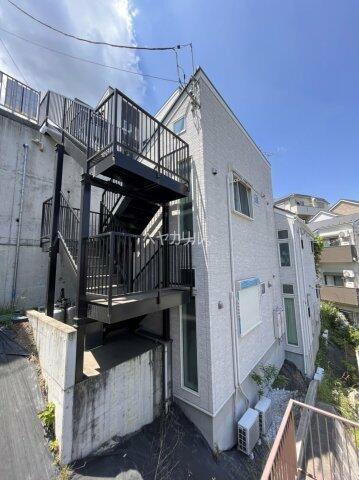 神奈川県横浜市南区大岡５丁目 2階建 築7年10ヶ月