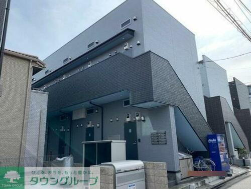 埼玉県さいたま市緑区大字大間木 築8年11ヶ月 2階建