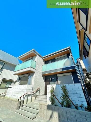 和歌山県和歌山市小松原５丁目  2階建