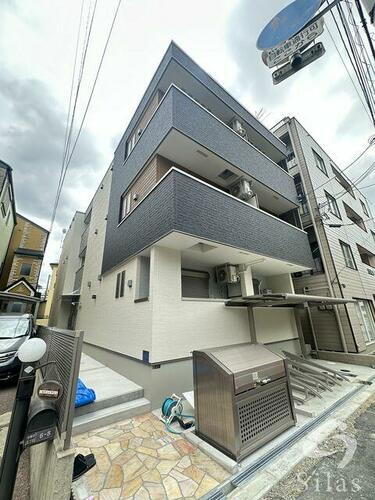 大阪府大阪市鶴見区今津中５丁目 築1年5ヶ月 3階建