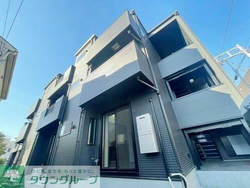 千葉県千葉市中央区東本町 築2年1ヶ月 3階建