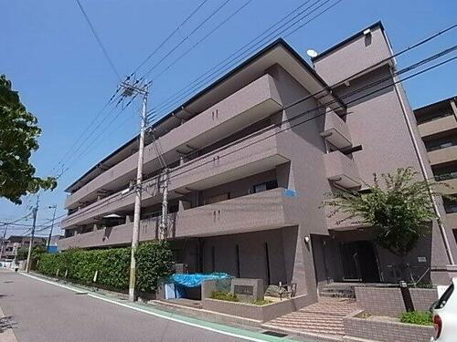 プレミール西宮 4階建