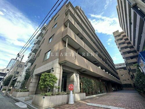 東京都新宿区東五軒町 賃貸マンション