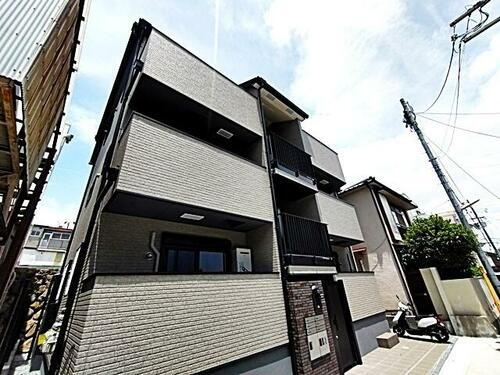 アムール畑原通 3階建