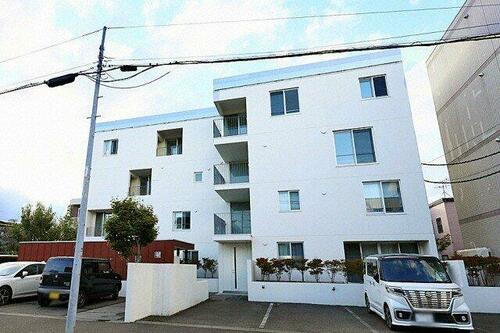北海道札幌市北区北二十四条西１６丁目 賃貸マンション
