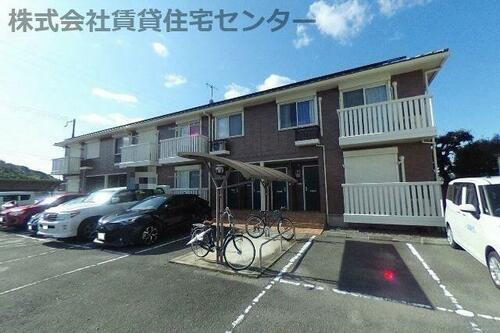 和歌山県和歌山市栗栖 2階建