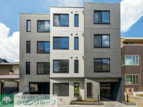 東京都足立区千住仲町 築1年8ヶ月 4階建