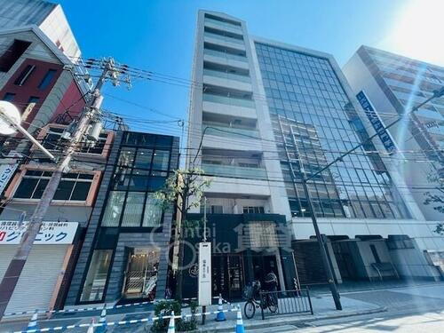 大阪府大阪市福島区福島７丁目 9階建